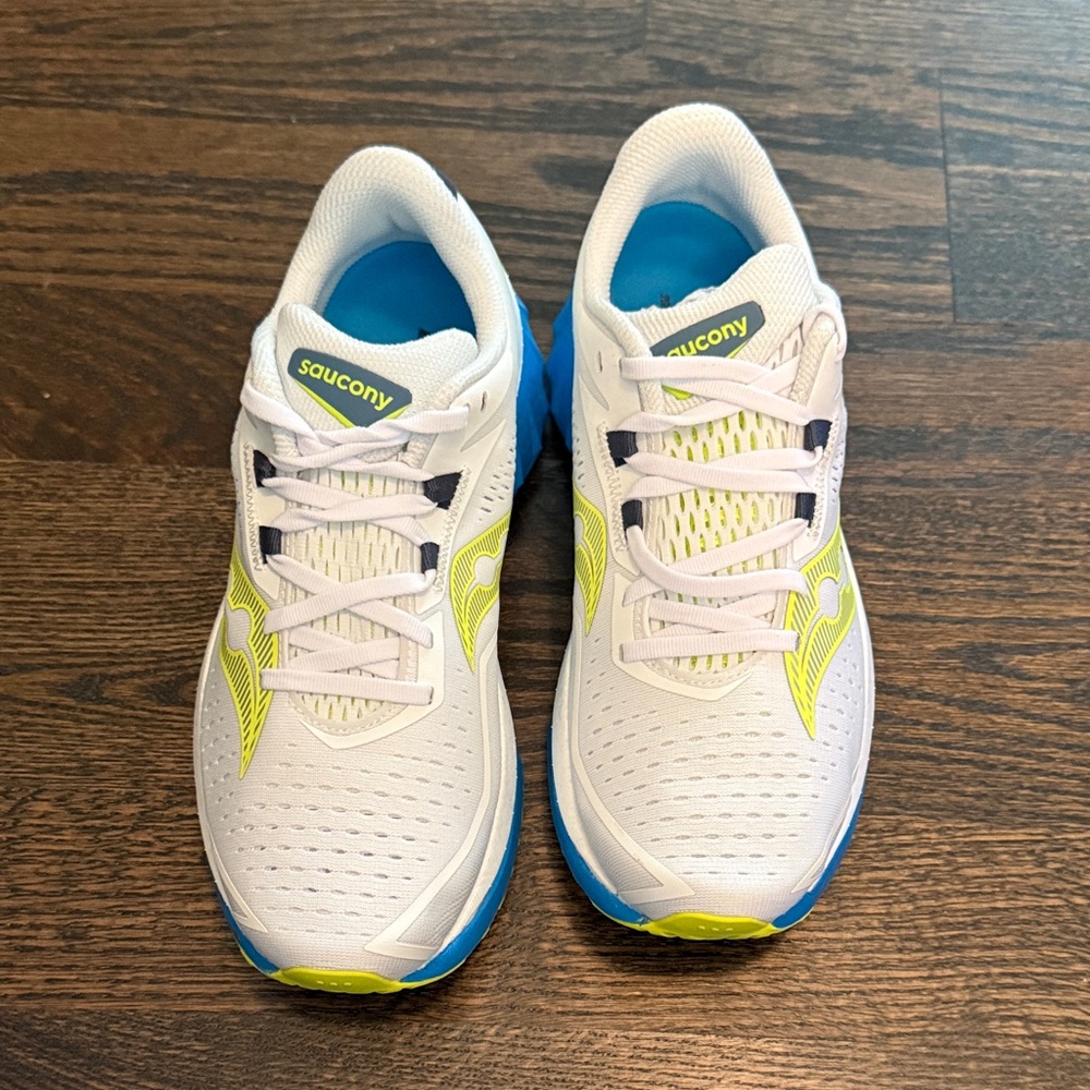 saucony women’s endorphin trainer